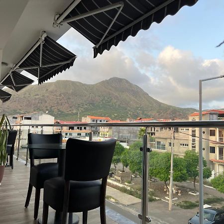 Residencial Santo Amaro Otel Tarrafal  Dış mekan fotoğraf