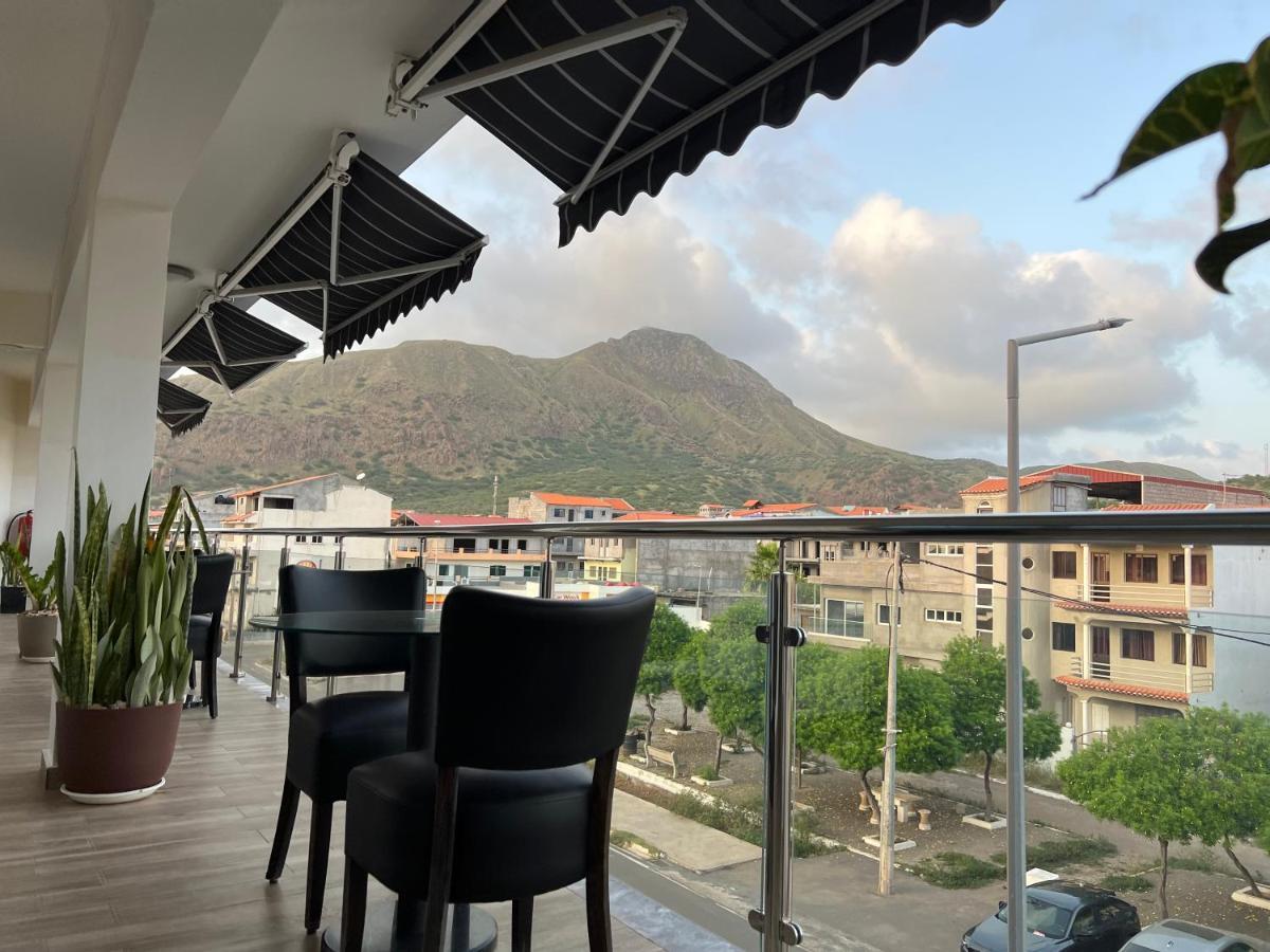 Residencial Santo Amaro Otel Tarrafal  Dış mekan fotoğraf