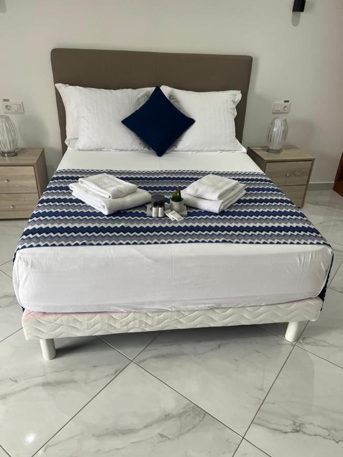 Residencial Santo Amaro Otel Tarrafal  Dış mekan fotoğraf