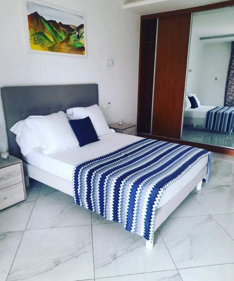 Residencial Santo Amaro Otel Tarrafal  Dış mekan fotoğraf